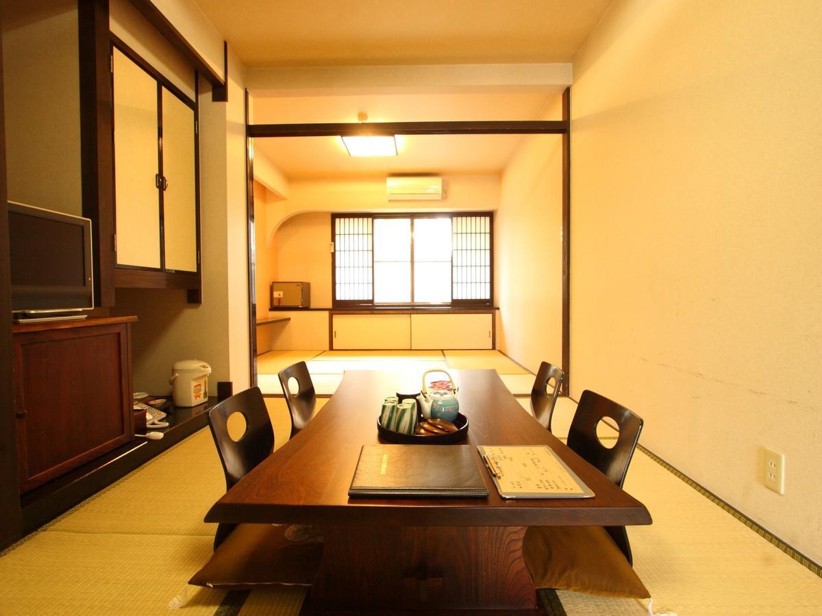 Gokuraku Onsen Takumi No Yado Hotel Takaharu Exterior foto